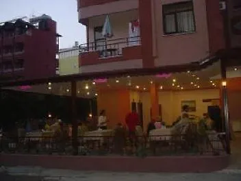 Saray Готель